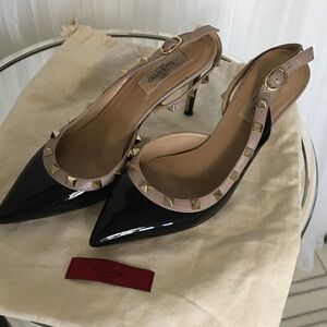 Valentino Black Patent Leather 3”Heels with Gold Studs Dusty/Rose Size 7.5
